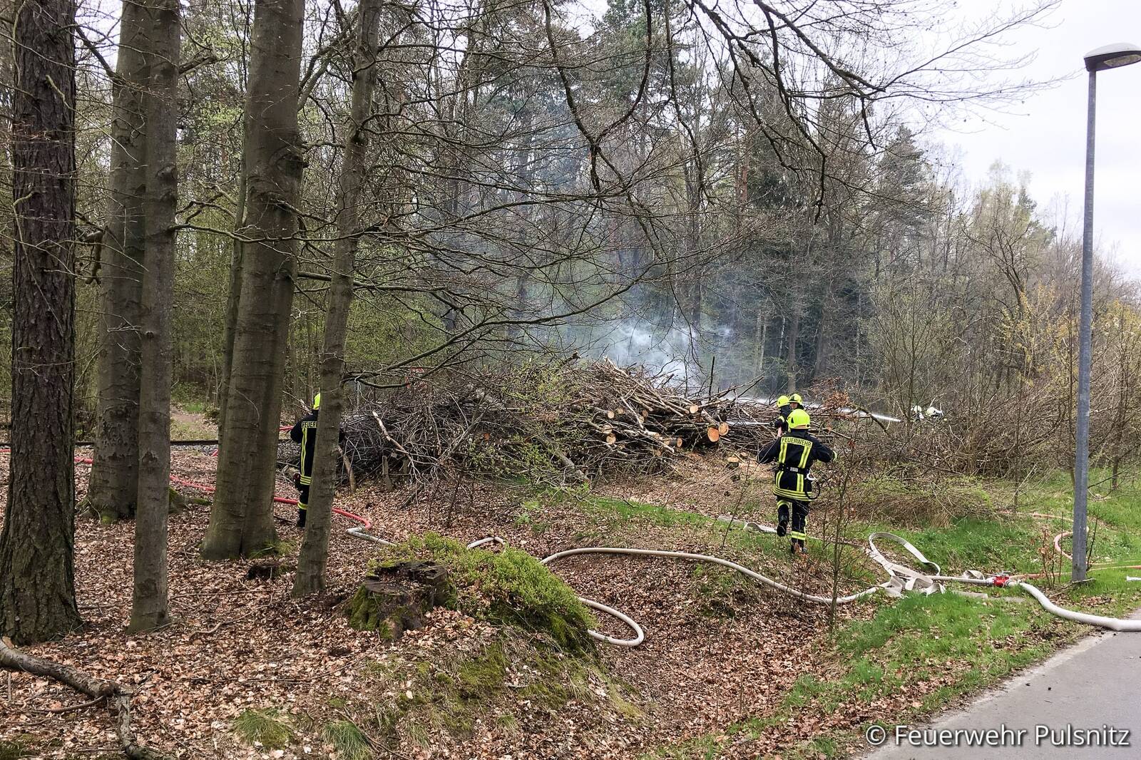 Beginnender Waldbrand - Pulsnitz - Großröhrsdorf, Langer ...